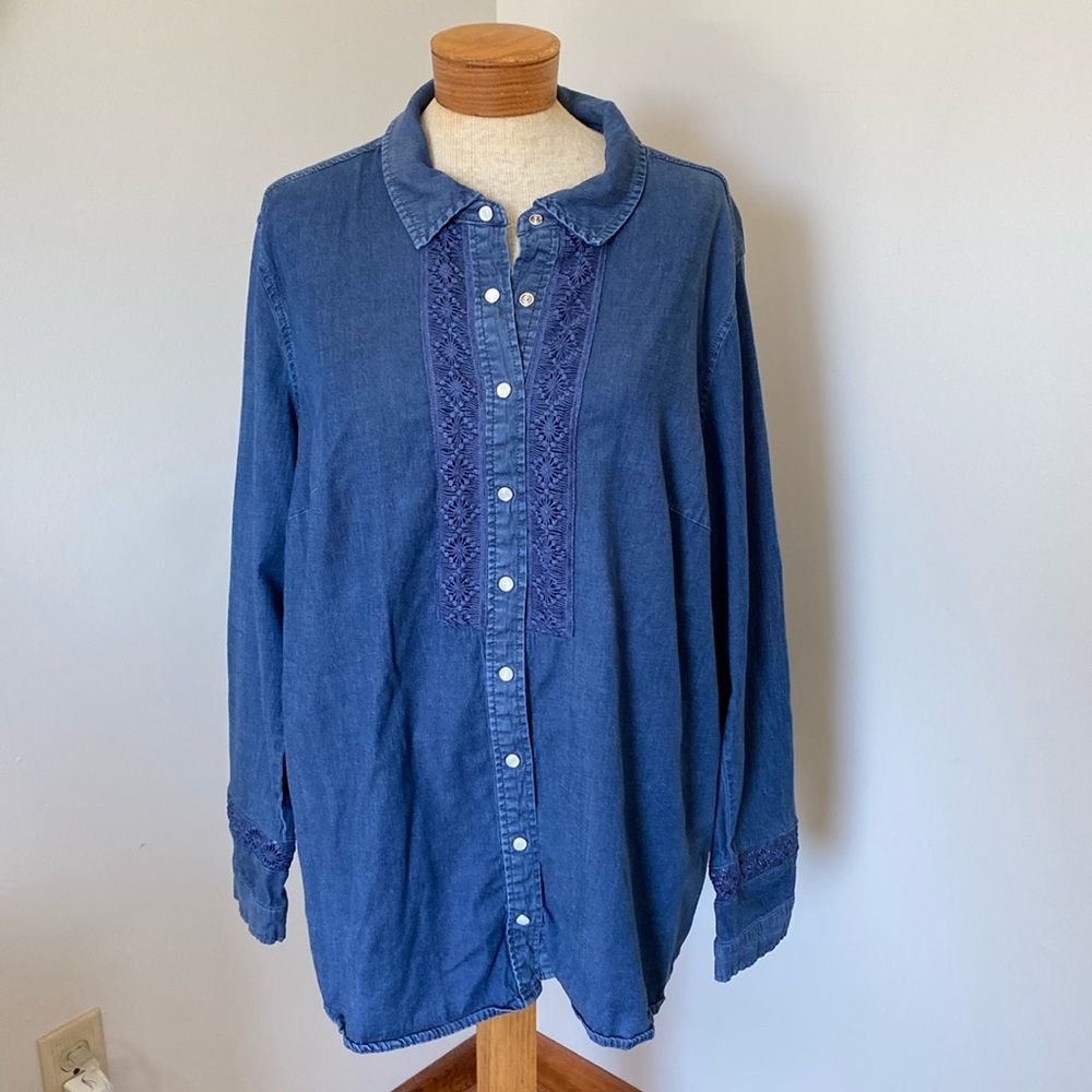 Isaac Mizrahi embroidered pearl snap button down western Denim Shirt Sz 1X
